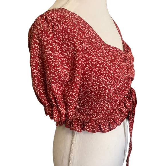 Shein Red Floral Cropped Blouse Size XL - Picture 6 of 8